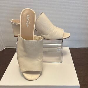 Lord & Taylor White Leather Mules